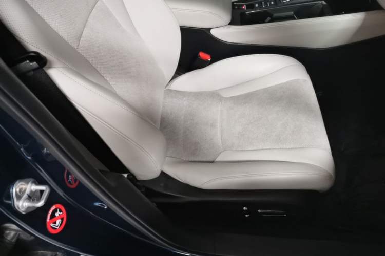 Used Honda Accord New Energy 2023 2.0L ePHEV Flagship Edition Right Front Seat