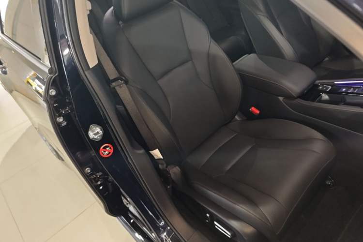 Used Honda Accord New Energy 2023 2.0L ePHEV Prestige Edition Right Front Seat