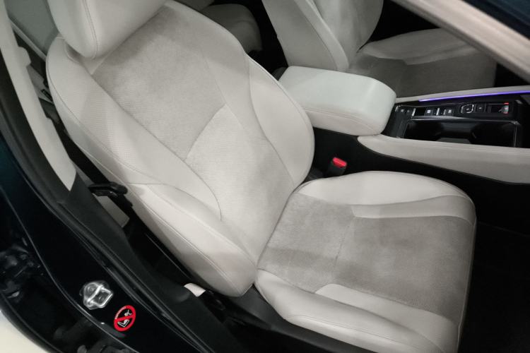 Used Honda Accord New Energy 2023 2.0L ePHEV Flagship Edition Right Front Seat