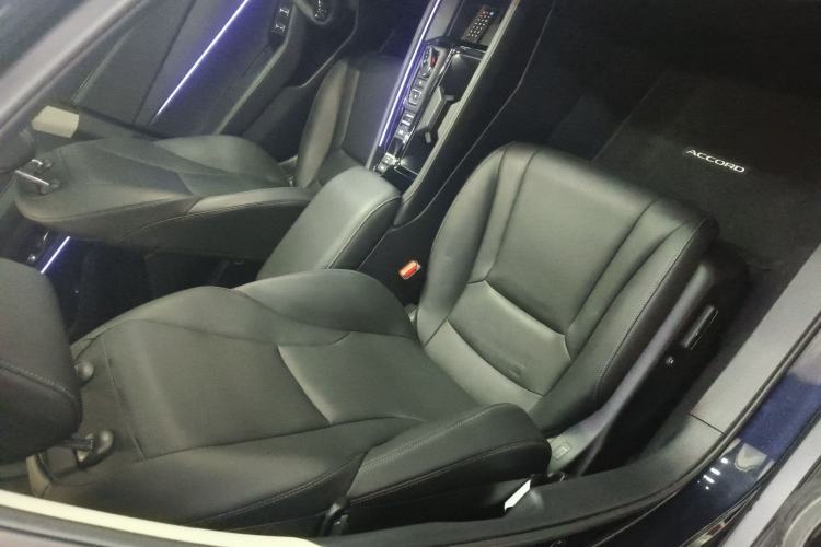 Used Honda Accord New Energy 2023 2.0L ePHEV Luxury Edition Right Front Seat