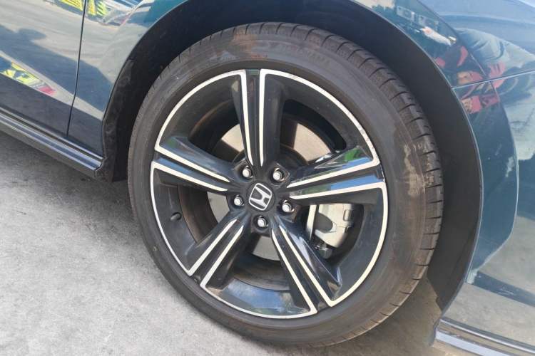 Used Honda Accord New Energy 2023 2.0L ePHEV Flagship Edition Right Front Wheel Hub