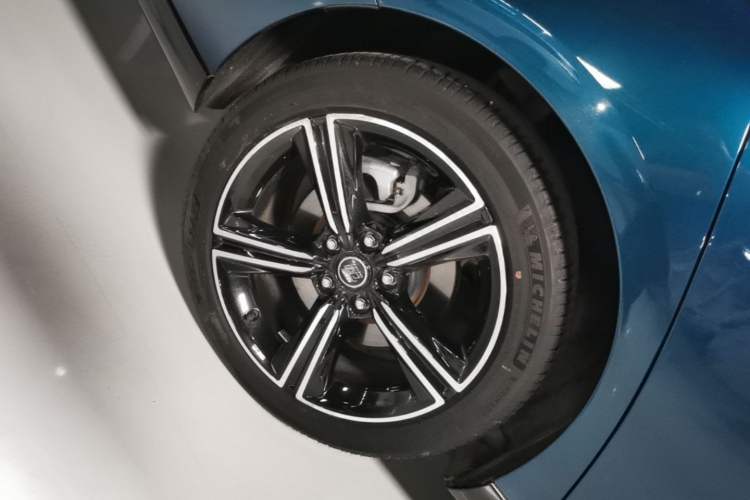 Used Honda Accord New Energy 2023 2.0L ePHEV Flagship Edition Right Rear Wheel Hub