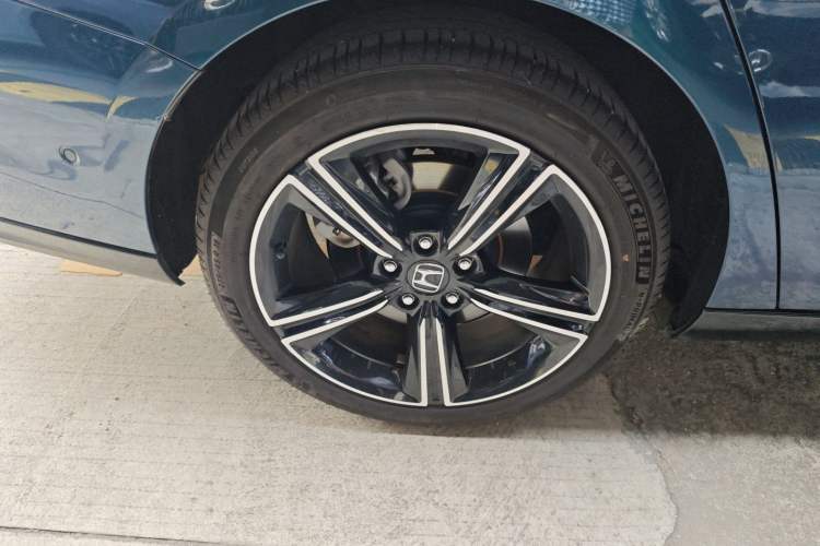 Used Honda Accord New Energy 2023 2.0L ePHEV Flagship Edition Right Rear Wheel Hub