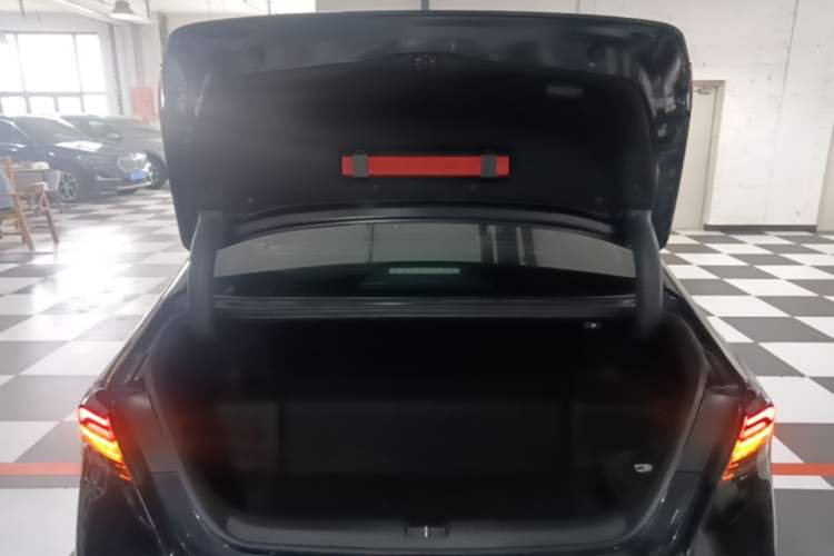 Used Honda Accord New Energy 2023 2.0L ePHEV Luxury Edition Trunk