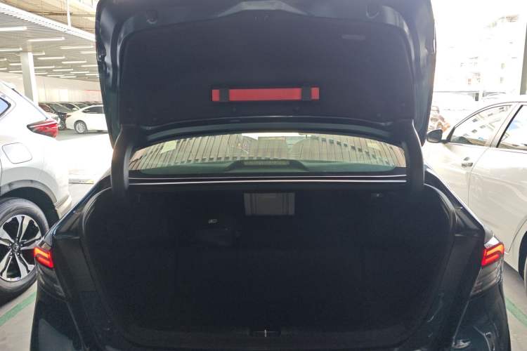Used Honda Accord New Energy 2023 2.0L ePHEV Flagship Edition Trunk