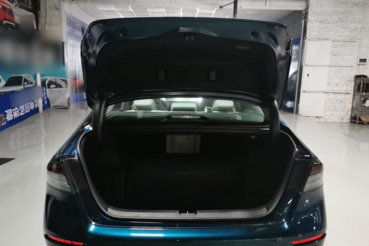 Used Honda Accord New Energy 2023 2.0L ePHEV Flagship Edition Trunk