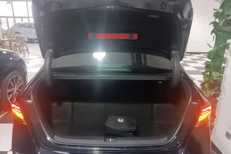 Used Honda Accord New Energy 2023 2.0L ePHEV Luxury Edition Trunk