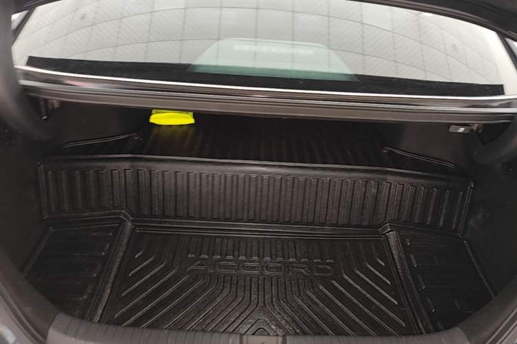 Used Honda Accord New Energy 2023 2.0L ePHEV Prestige Edition Trunk