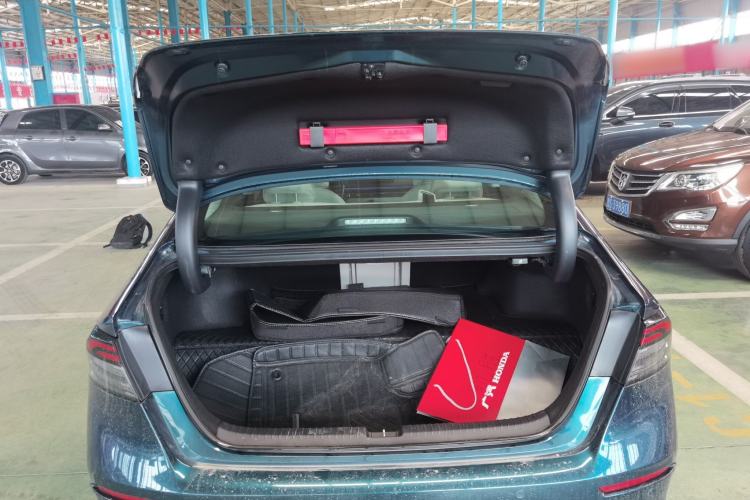 Used Honda Accord New Energy 2023 2.0L ePHEV Flagship Edition Trunk