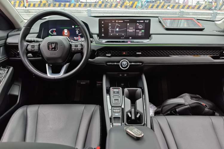 Used Honda Accord New Energy 2023 2.0L ePHEV Prestige Edition Center Console