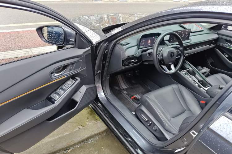 Used Honda Accord New Energy 2023 2.0L ePHEV Prestige Edition Driver Seat