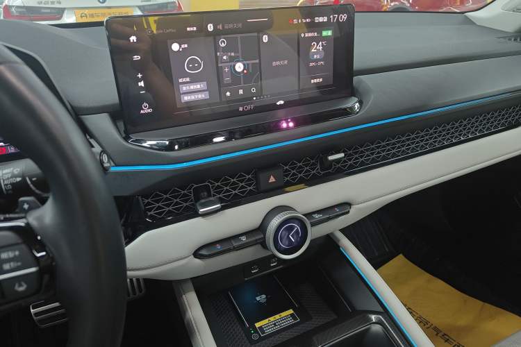 Used Honda Accord New Energy 2023 2.0L ePHEV Flagship Edition Audio And AC Panel