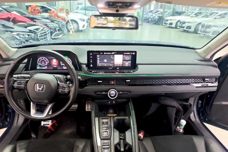 Used Honda Accord New Energy 2023 2.0L ePHEV Flagship Edition Center Console