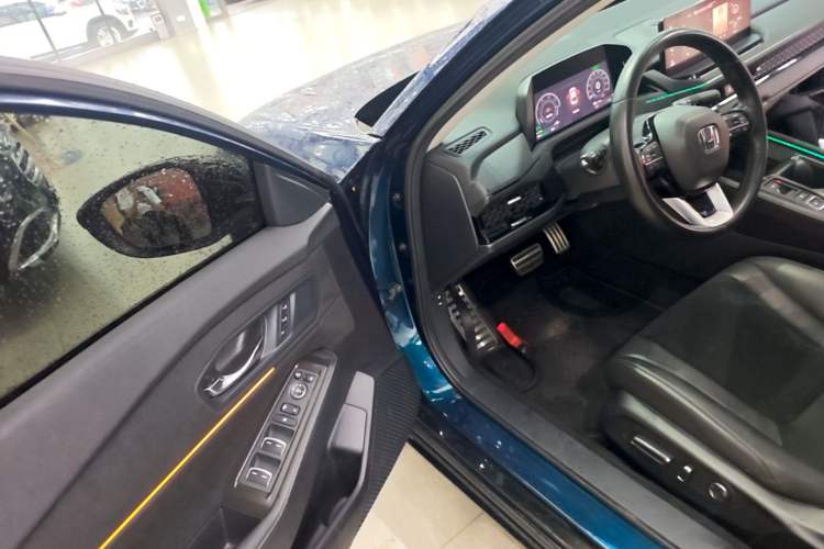 Used Honda Accord New Energy 2023 2.0L ePHEV Flagship Edition Driver Seat