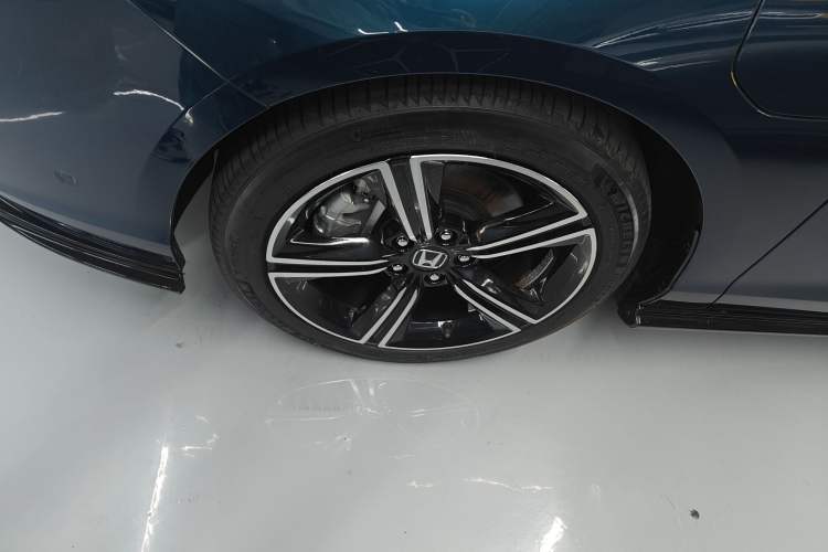 Used Honda Accord New Energy 2023 2.0L ePHEV Flagship Edition Exterior 4