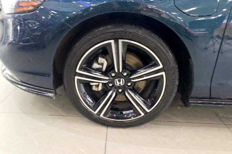 Used Honda Accord New Energy 2023 2.0L ePHEV Flagship Edition Exterior 4