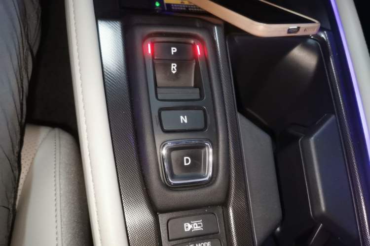 Used Honda Accord New Energy 2023 2.0L ePHEV Flagship Edition Gear Lever