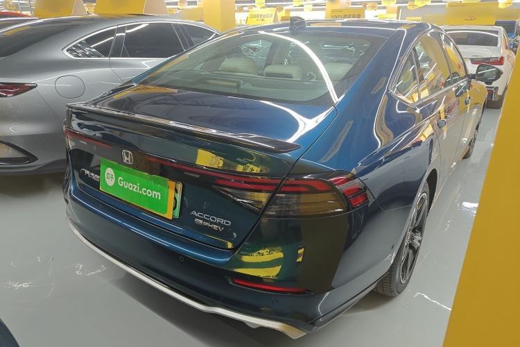 Used Honda Accord New Energy 2023 2.0L ePHEV Flagship Edition Rear Right 45 Deg
