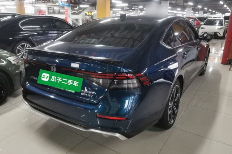 Used Honda Accord New Energy 2023 2.0L ePHEV Flagship Edition Rear Right 45 Deg