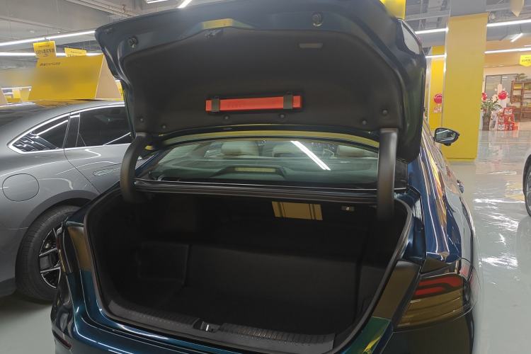 Used Honda Accord New Energy 2023 2.0L ePHEV Flagship Edition Trunk