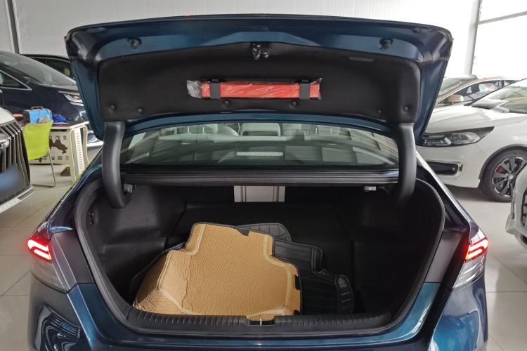 Used Honda Accord New Energy 2023 2.0L ePHEV Flagship Edition Trunk