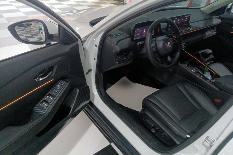Used Honda Accord New Energy 2023 2.0L ePHEV Luxury Edition Driver Seat