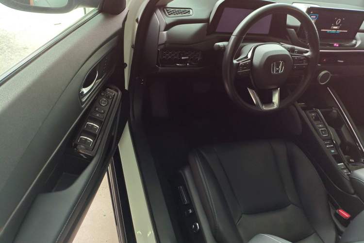Used Honda Accord New Energy 2023 2.0L ePHEV Prestige Edition Driver Seat