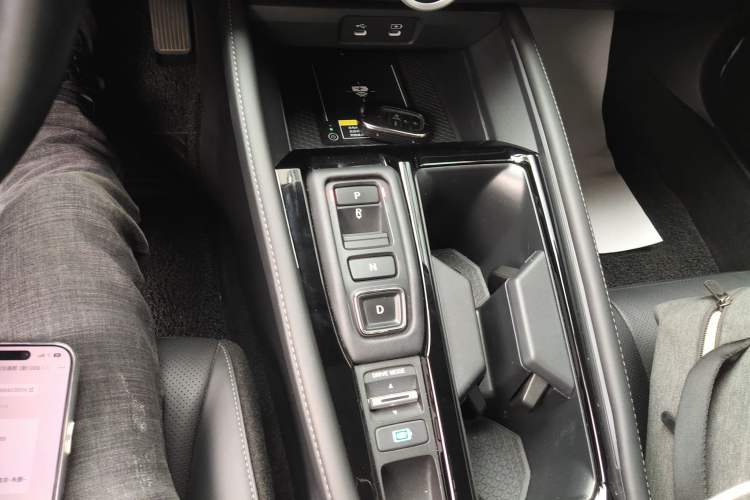 Used Honda Accord New Energy 2023 2.0L ePHEV Prestige Edition Gear Lever
