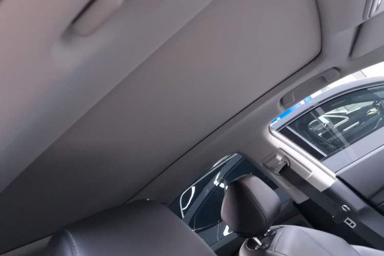 Used Honda Accord New Energy 2023 2.0L ePHEV Prestige Edition Headliner