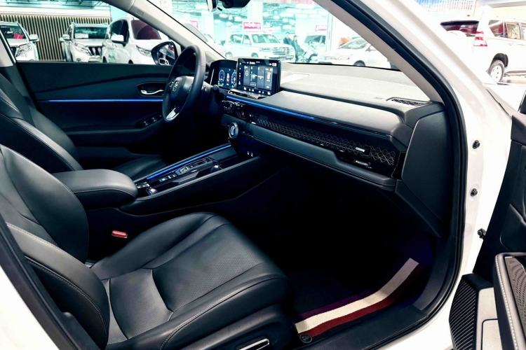 Used Honda Accord New Energy 2023 2.0L ePHEV Prestige Edition Interior 6