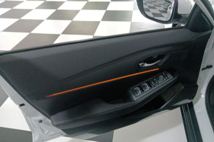 Used Honda Accord New Energy 2023 2.0L ePHEV Luxury Edition Left Front Door Interior