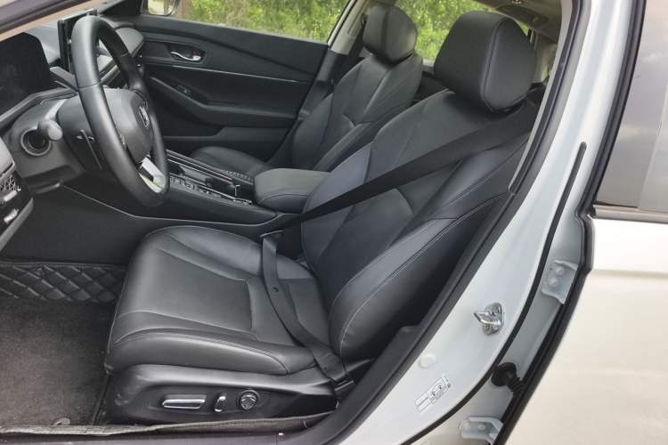 Used Honda Accord New Energy 2023 2.0L ePHEV Prestige Edition Left Front Seat