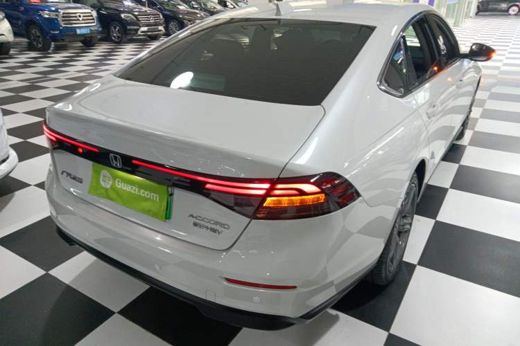 Used Honda Accord New Energy 2023 2.0L ePHEV Luxury Edition Rear Right 45 Deg