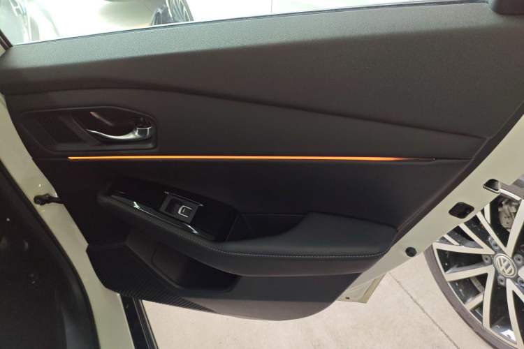 Used Honda Accord New Energy 2023 2.0L ePHEV Prestige Edition Right Rear Door Interior