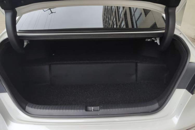 Used Honda Accord New Energy 2023 2.0L ePHEV Prestige Edition Trunk