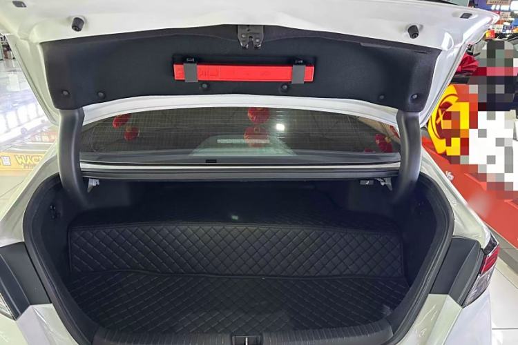 Used Honda Accord New Energy 2023 2.0L ePHEV Flagship Edition Trunk