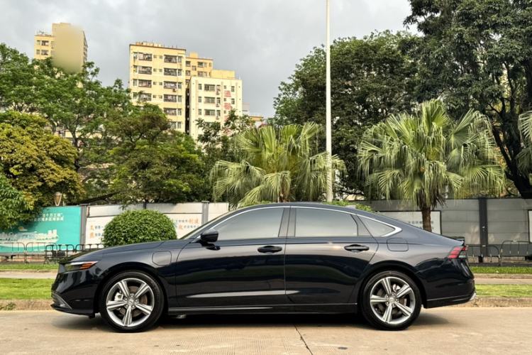Used Honda Accord New Energy 2025 Model—2.0L e:PHEV Prestige Version Exterior 7