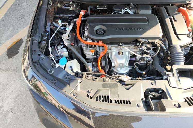 Used Honda Accord New Energy 2025 Model—2.0L e:PHEV Prestige Version Engine Bay Right