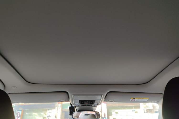 Used Honda Accord New Energy 2025 Model—2.0L e:PHEV Prestige Version Headliner