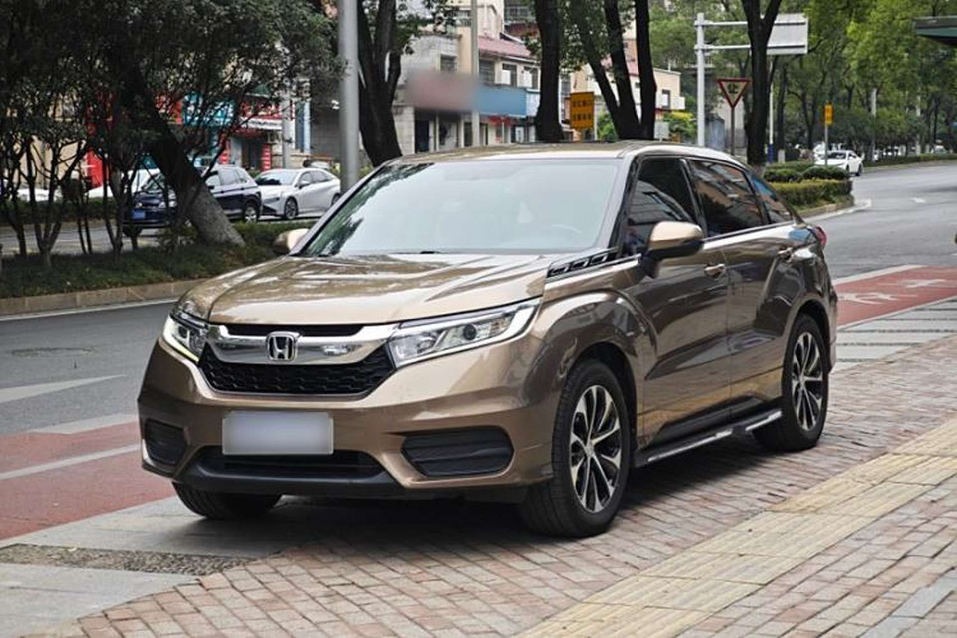Used Honda Avancier 2017 240TURBO Two-Wheel Drive Comfort Version Front Left 45 Deg