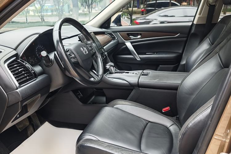 Used Honda Avancier 2017 240TURBO Two-Wheel Drive Comfort Version Interior 2