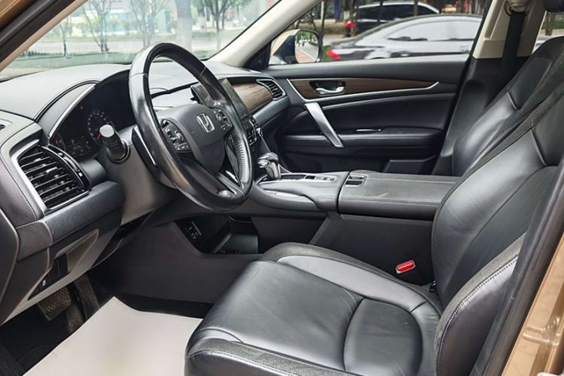 Used Honda Avancier 2017 240TURBO Two-Wheel Drive Comfort Version Interior 2
