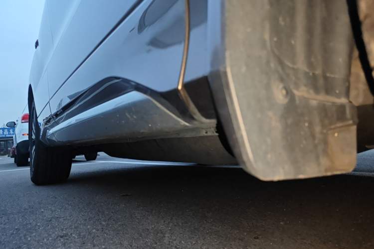 Used Honda Avancier 2017 370TURBO Four-Wheel Drive Prestige Edition Right Side Sill