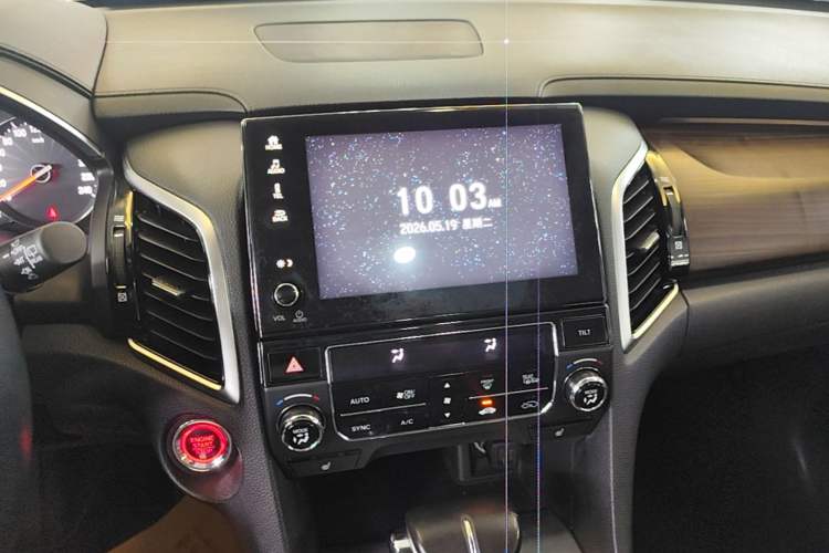 Used Honda Avancier 2017 240TURBO Two-Wheel Drive Premium Edition Audio And AC Panel