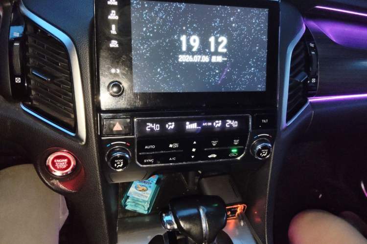 Used Honda Avancier 2017 240TURBO Two-Wheel Drive Comfort Version Audio And AC Panel