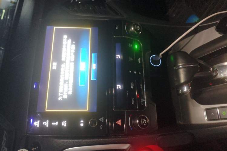 Used Honda Avancier 2017 240TURBO Two-Wheel Drive Comfort Version Audio And AC Panel