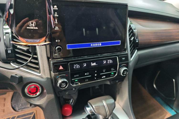 Used Honda Avancier 2017 240TURBO Two-Wheel Drive Premium Edition Audio And AC Panel