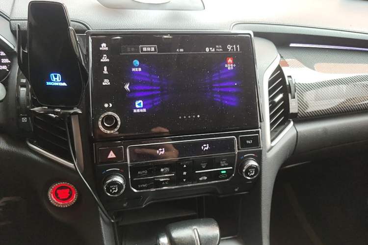 Used Honda Avancier 2017 240TURBO Two-Wheel Drive Luxury Edition Audio And AC Panel