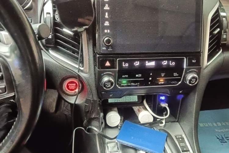 Used Honda Avancier 2017 370TURBO Four-Wheel Drive Prestige Edition Audio And AC Panel