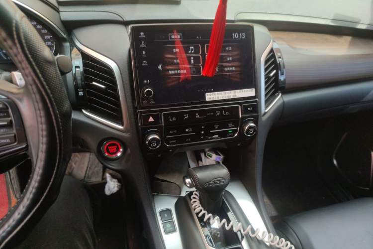 Used Honda Avancier 2017 240TURBO Two-Wheel Drive Premium Edition Audio And AC Panel